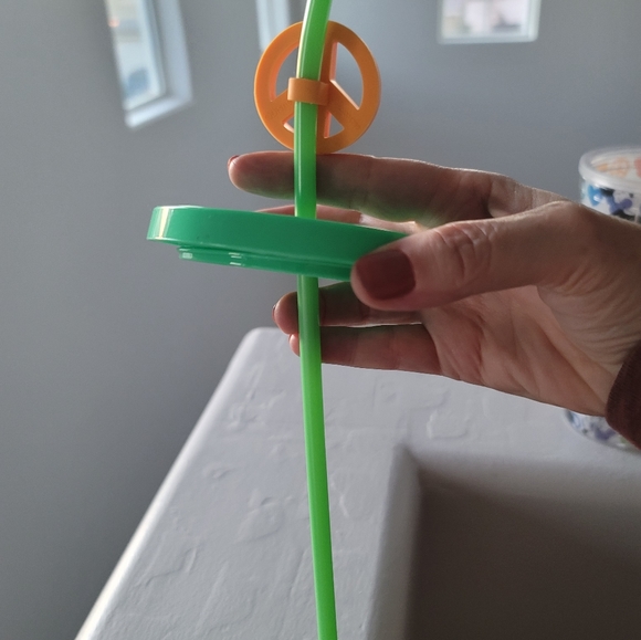 (NWT) Disneyland Pride/rainbow peace color plastic tumbler with lid. - Picture 2 of 6